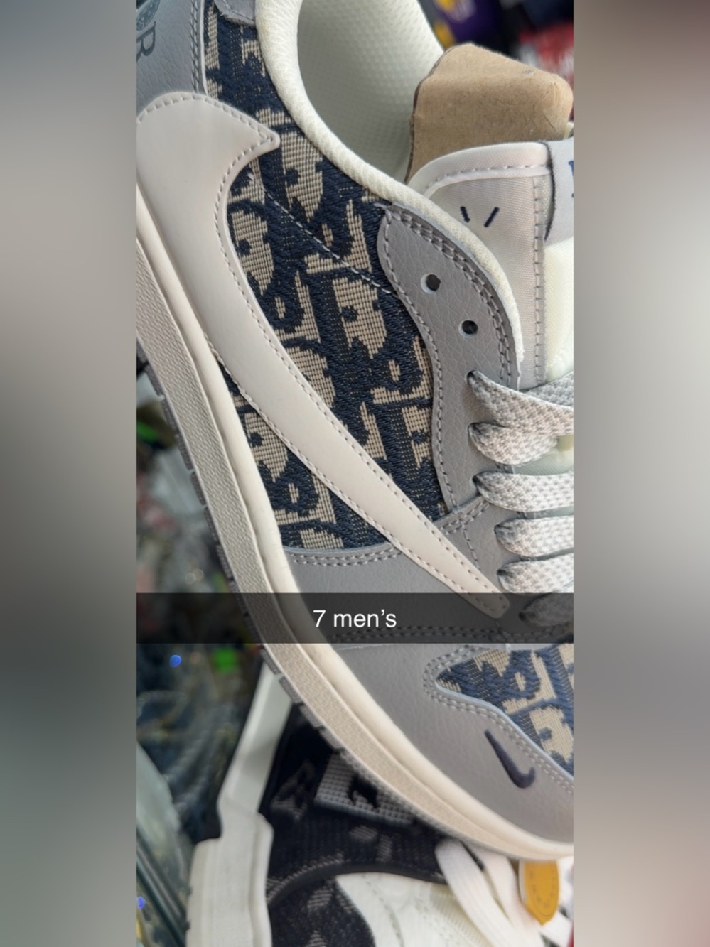 Men's Low-Top Fashion Sneakers in Gray and Navy